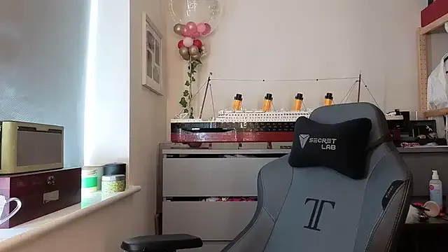 SweetBunnyGF – webcam model profile photo Image 2