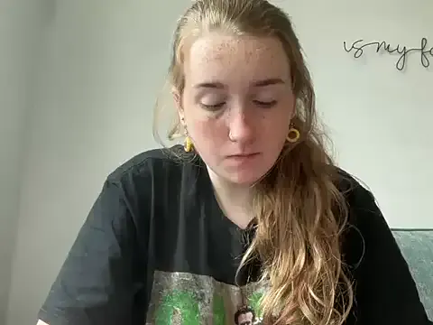 hornyshow_tv – webcam model profile photo Image 7