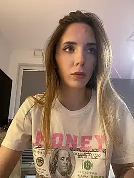 Mia_Railey – webcam model profile photo Image 2