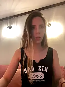 Mia_Railey – webcam model profile photo Image 6