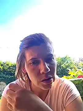 LunaRase – webcam model profile photo Image 12