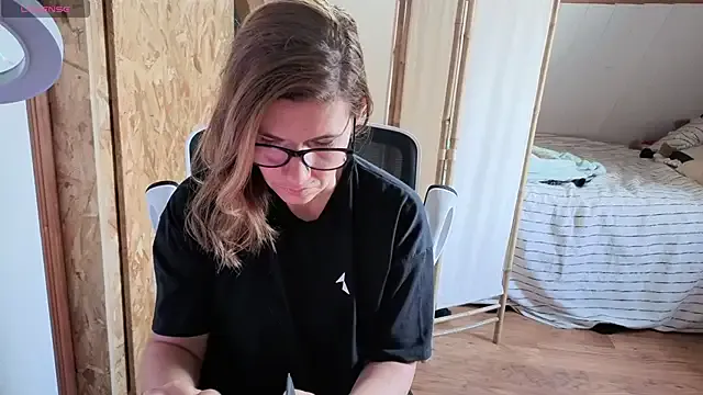 LunaRase – webcam model profile photo Image 15