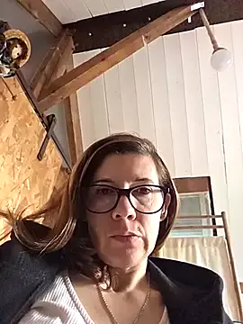 LunaRase – webcam model profile photo Image 2