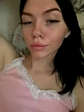 seraphine23 – webcam model profile photo Image 8