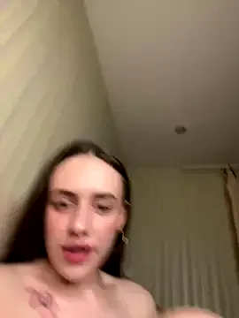 AKO_o0 – webcam model profile photo Image 12