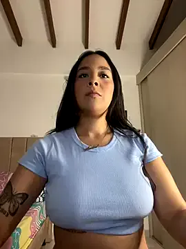 hot_wife_35 – webcam model profile photo Image 5