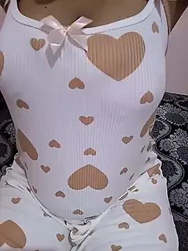 ellieluvs – webcam model profile photo Image 8