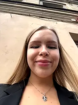 ssaimi – webcam model profile photo Image 10