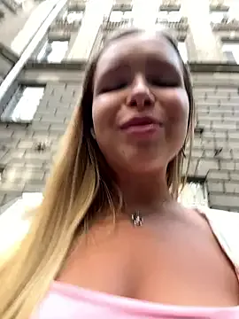 ssaimi – webcam model profile photo Image 5