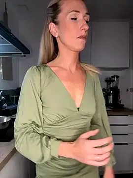 Sandhya_77 – webcam model profile photo Image 17