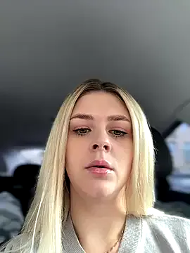 therealbeverlycious – webcam model profile photo Image 17