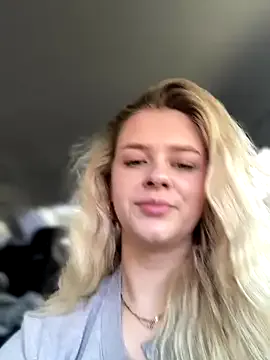 therealbeverlycious – webcam model profile photo Image 19