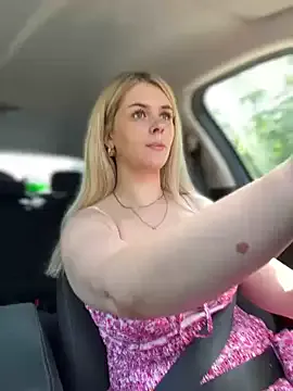 therealbeverlycious – webcam model profile photo Image 3