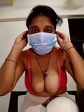 RollDolls – webcam model profile photo Image 11