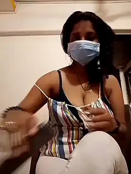 RollDolls – webcam model profile photo Image 4