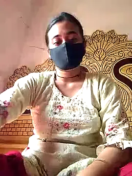 RollDolls – webcam model profile photo Image 2