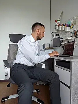 AssiaB – webcam model profile photo Image 13