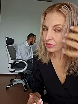 AssiaB – webcam model profile photo Image 16