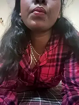 Rakses2 – webcam model profile photo Image 6