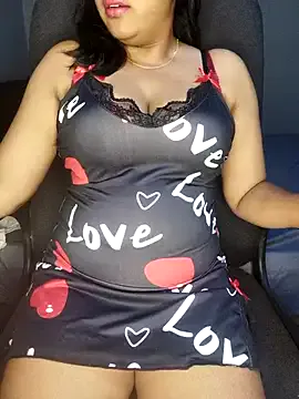 seraphine23 – webcam model profile photo Image 8