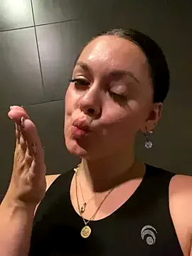 kittyCarrol – webcam model profile photo Image 14