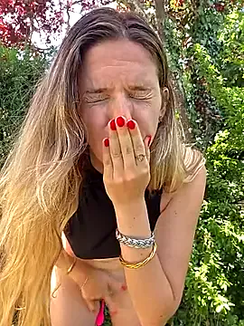 IntiMia profile photo Image 2