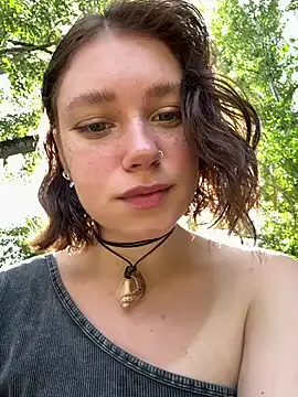 stargroup – webcam model profile photo Image 11