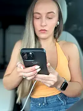 SMELLSEX – webcam model profile photo Image 12