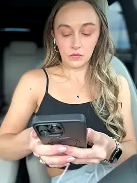 SMELLSEX – webcam model profile photo Image 19