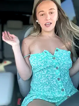 SMELLSEX – webcam model profile photo Image 2