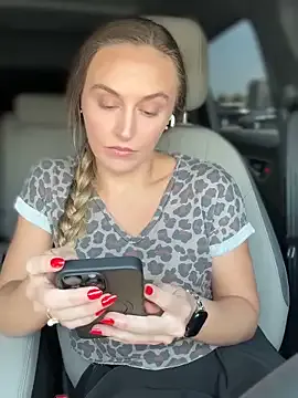 SMELLSEX – webcam model profile photo Image 7