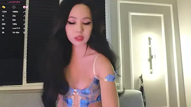 Simone_Miller – webcam model profile photo Image 5