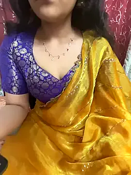 BaddieBellaUK – webcam model profile photo Image 10