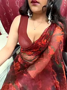 BaddieBellaUK – webcam model profile photo Image 14