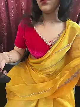 BaddieBellaUK – webcam model profile photo Image 5