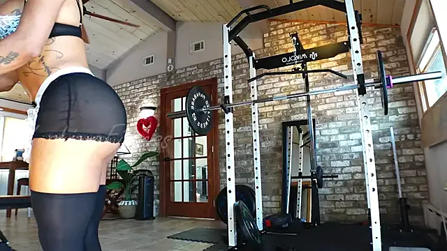 emma_tour – webcam model profile photo Image 5