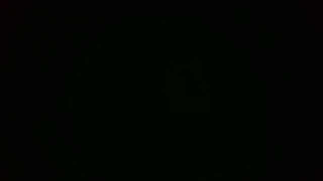 hot_wife_35 – webcam model profile photo Image 4