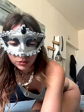 hoaarisa – webcam model profile photo Image 6