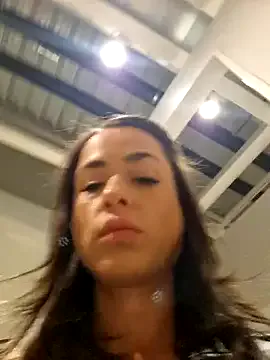 hot_wife_35 – webcam model profile photo Image 17