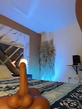 isisxoxx – webcam model profile photo Image 19