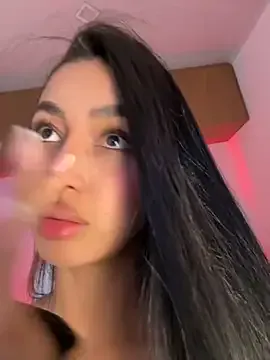 RedAssHottie – webcam model profile photo Image 12