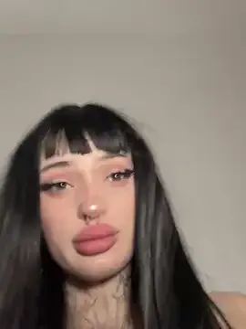 Yui-Ch06 – webcam model profile photo Image 10