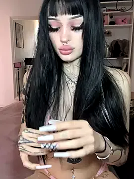 Yui-Ch06 – webcam model profile photo Image 7