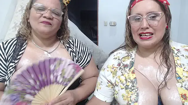 sareandrob – webcam model profile photo Image 17