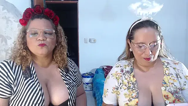 sareandrob – webcam model profile photo Image 9