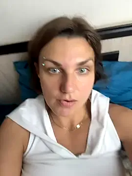 lustflare1 – webcam model profile photo Image 17