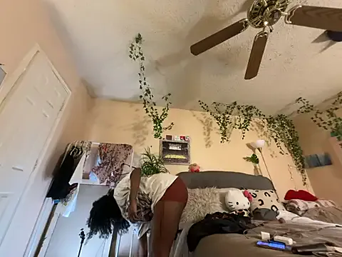 grettabenett_ profile photo Image 3