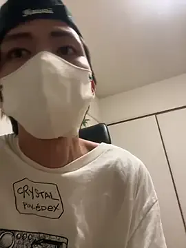 husa_Malikaa – webcam model profile photo Image 3