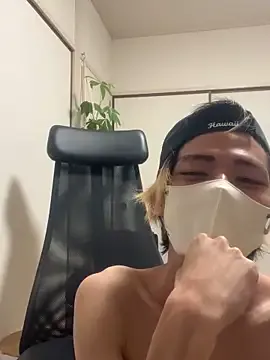 husa_Malikaa – webcam model profile photo Image 5