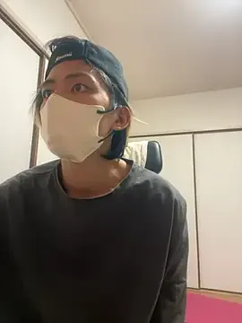 husa_Malikaa – webcam model profile photo Image 8